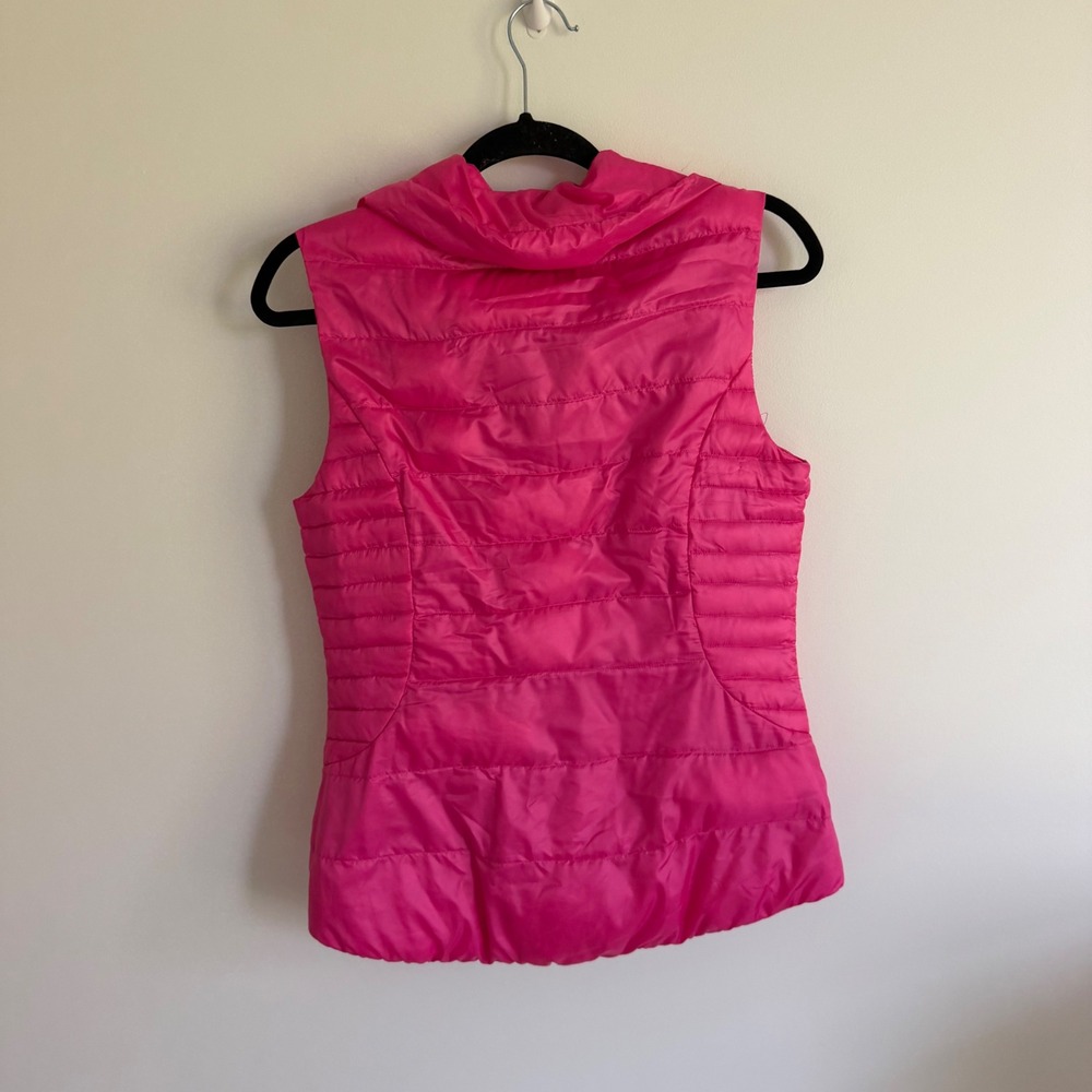 Lilly Pulitzer Pink Puffer Vest Floral Lining Gold Zip Womens Small Puffy Gilet - Picture 2 of 4